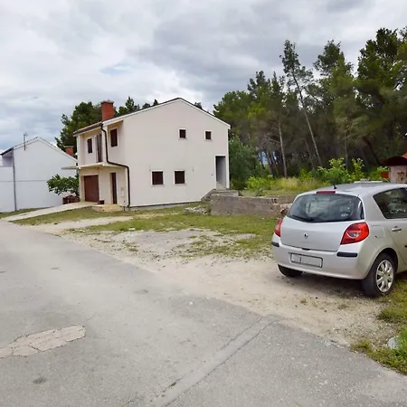 Una Feriehus Obrovac